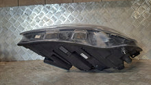 Laden Sie das Bild in den Galerie-Viewer, Frontscheinwerfer Ford Focus JX7B-13E015-AE Links Scheinwerfer Headlight SCH8636517917fe