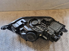 Laden Sie das Bild in den Galerie-Viewer, Frontscheinwerfer Skoda Fabia III 6V1941015B Links Scheinwerfer Headlight SCH2011461024tc