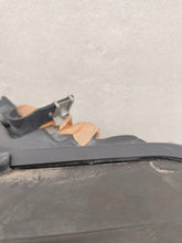 Laden Sie das Bild in den Galerie-Viewer, Frontscheinwerfer BMW 5 F10 7203245-11 Xenon Links Scheinwerfer Headlight SCH1847361741lw