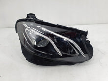 Laden Sie das Bild in den Galerie-Viewer, Frontscheinwerfer Mercedes-Benz W213 A21390640-04 Full LED Rechts Headlight SCH1053300818bn
