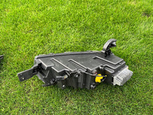 Load image into Gallery viewer, Frontscheinwerfer Dacia Spring 266052417R 266008993R LED Rechts oder Links