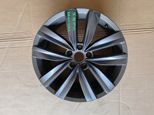 Load image into Gallery viewer, 1x Alufelge 18 Zoll 8.0" 5x112 40ET Glanz 3G8601025AR VW Arteon Rim Wheel FEL1736897804hy
