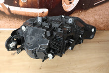 Laden Sie das Bild in den Galerie-Viewer, Frontscheinwerfer BMW 3 F30 F31 7471312-02 LED Rechts Scheinwerfer Headlight SCH1727591544xz