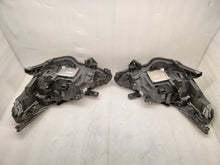 Load image into Gallery viewer, Frontscheinwerfer Renault Clio V 260104922R Full LED Ein Satz Headlight SCH9933405098ej