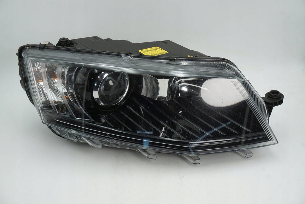 Frontscheinwerfer Skoda Octavia III 5E1941016B Rechts Scheinwerfer Headlight SCH7460180746bi