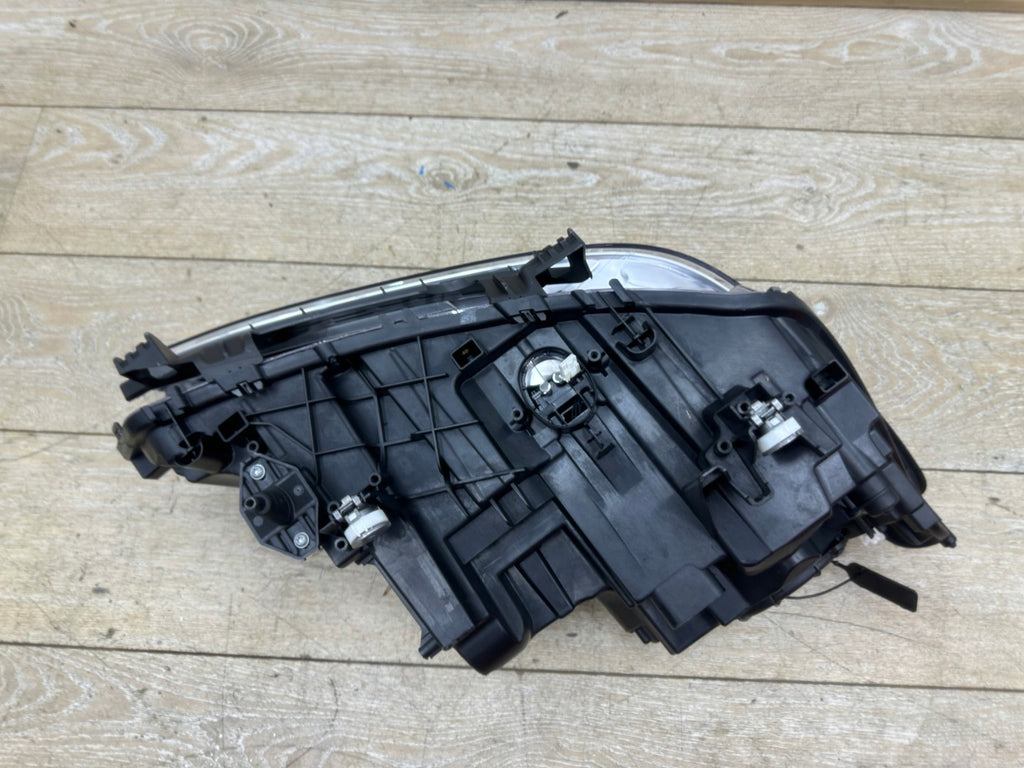 Frontscheinwerfer BMW G32 7496443-02Q LED Ein Stück (Rechts oder Links) SCH7770024083lv