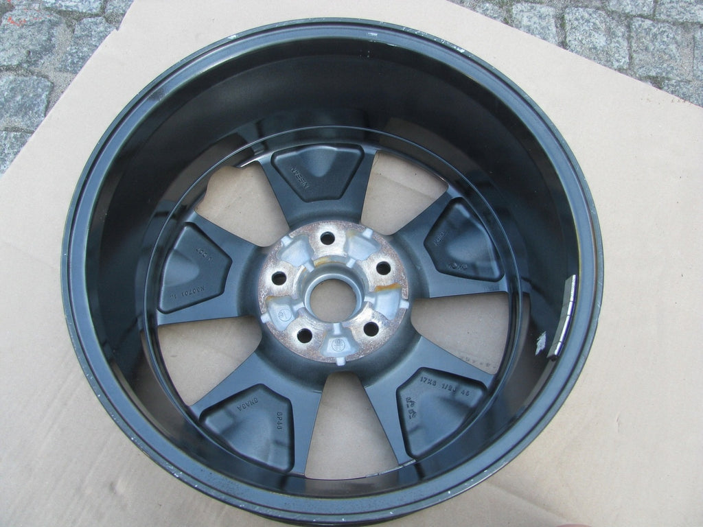 1x Alufelge 17 Zoll 6.5" 5x114.3 46ET Glanz Silber Nissan Qashqai Rim Wheel