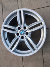 Load image into Gallery viewer, 1x Alufelge 19 Zoll 8.5" 5x120 33ET 7842652 BMW 1 Rim Wheel FEL8614863210jn