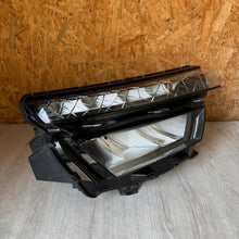 Laden Sie das Bild in den Galerie-Viewer, Frontscheinwerfer Skoda Kamiq 658941016 LED Rechts Scheinwerfer Headlight SCH5322172818kn