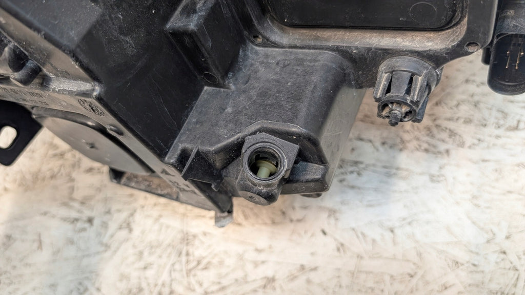 Frontscheinwerfer Mercedes-Benz W246 A2469065301 Links Scheinwerfer Headlight SCH4318147990vs