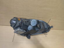 Laden Sie das Bild in den Galerie-Viewer, Frontscheinwerfer VW Golf V Xenon Links Scheinwerfer Headlight SCH3734063137wl