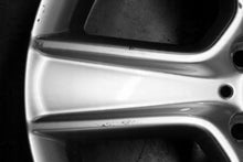 Load image into Gallery viewer, 1x Alufelge 17 Zoll 7.5&quot; 5x112 47ET Glanz Silber A2044012702 Mercedes-Benz