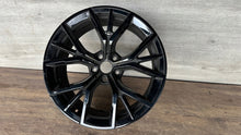 Load image into Gallery viewer, 1x Alufelge 19 Zoll 8.0" 5x112 30ET 8747405 BMW G30 Rim Wheel FEL6722408265pn