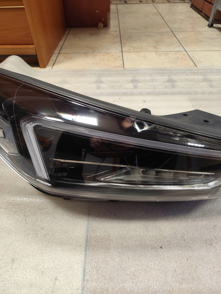 Frontscheinwerfer Hyundai Tucson 92101D7700 Rechts Scheinwerfer Headlight SCH9726034568us