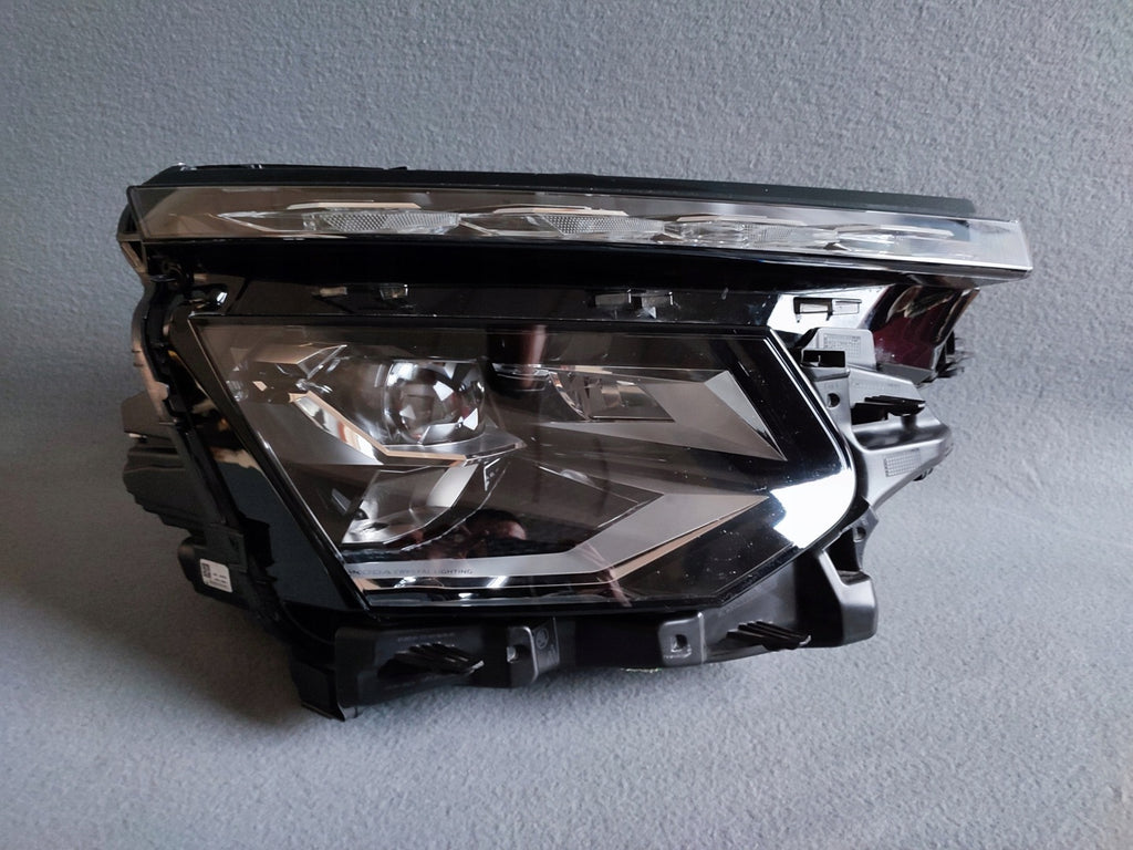 Frontscheinwerfer Skoda Kamiq 655941016C Rechts Scheinwerfer Headlight SCH4501725090dt
