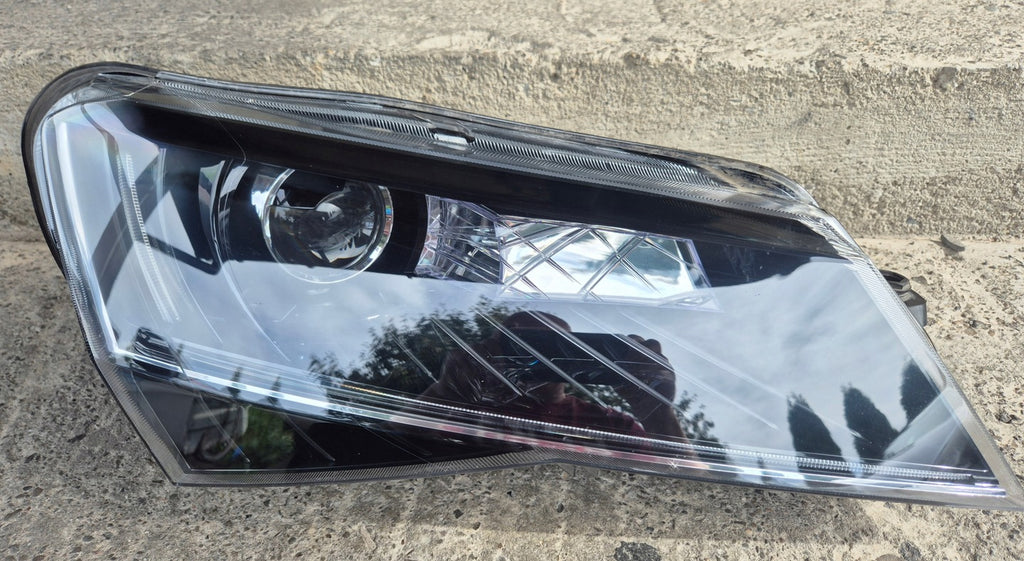 Frontscheinwerfer Skoda Superb III 3V1941016 Xenon Rechts Scheinwerfer Headlight