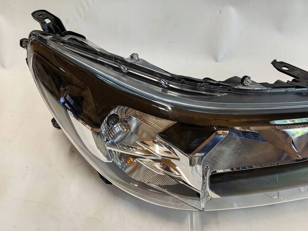 Frontscheinwerfer Toyota Hilux VIII Rechts Scheinwerfer Headlight SCH5834138430ya