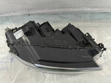 Load image into Gallery viewer, Frontscheinwerfer VW Tiguan 5NB941082A LED Rechts Scheinwerfer Headlight SCH2252756827rq