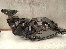 Laden Sie das Bild in den Galerie-Viewer, Frontscheinwerfer Peugeot 2008 208 II 1682772680 Full LED Rechts oder Links