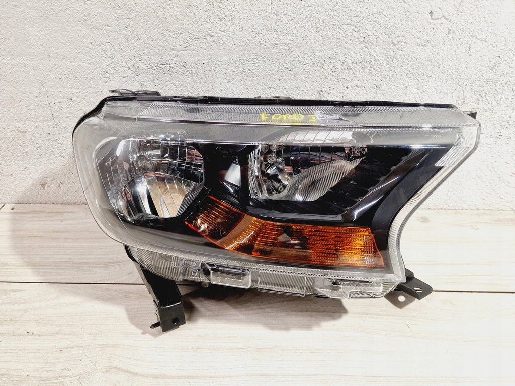 Frontscheinwerfer Ford Ranger EB3B-13W029-AEB Rechts Scheinwerfer Headlight