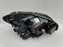 Laden Sie das Bild in den Galerie-Viewer, Frontscheinwerfer Mercedes-Benz W246 2468201561 LED Links Scheinwerfer Headlight SCH2226784564sj