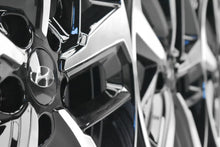 Load image into Gallery viewer, 4x Alufelge 18 Zoll 7.5" 5x114.3 52ET Glanz Graphit 52910-J9300 Hyundai Kona Mg FEL3100747239yx