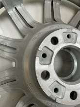Laden Sie das Bild in den Galerie-Viewer, 1x Alufelge 19 Zoll 8.5" 5x120 18ET 8036948 BMW 5 E60 Rim Wheel FEL5864229546ge