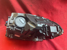 Load image into Gallery viewer, Frontscheinwerfer Mercedes-Benz W206 A2069065304 Links Scheinwerfer Headlight SCH3693188004di