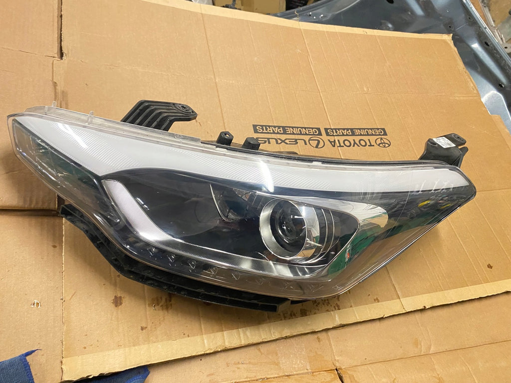 Frontscheinwerfer Hyundai I20 92101-C8200 LED Links Scheinwerfer Headlight