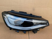 Load image into Gallery viewer, Frontscheinwerfer VW 11B941036D 10B941036A LED Rechts Scheinwerfer Headlight SCH5251606297in
