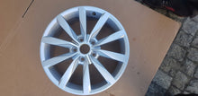 Load image into Gallery viewer, 1x Alufelge 17 Zoll 6.0&quot; 5x112 5G0601025K VW Golf Vii Rim Wheel