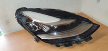 Laden Sie das Bild in den Galerie-Viewer, Frontscheinwerfer Tesla 107737600-C 107737650-B LED Rechts Headlight