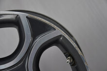 Laden Sie das Bild in den Galerie-Viewer, 1x Alufelge 15 Zoll 5.5&quot; 4x100 52ET Glanz Grau 52910-1Y450 Kia Picanto Mg
