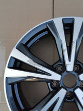 Load image into Gallery viewer, 1x Alufelge 18 Zoll 7.0&quot; 5x114.3 40ET Nissan X-Trail Qashqai II J11 Rim Wheel