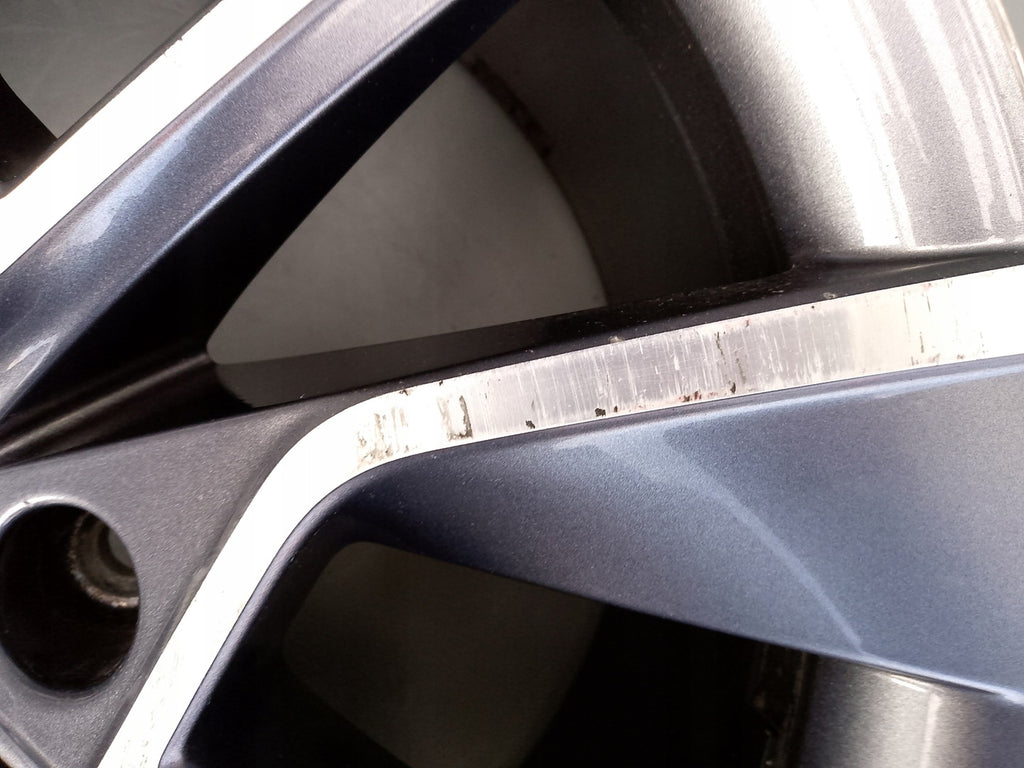 1x Alufelge 18 Zoll 8.5" 5x112 41ET 3V0601025BC Skoda Superb Iii Rim Wheel