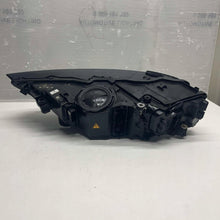 Laden Sie das Bild in den Galerie-Viewer, Frontscheinwerfer Audi Q7 4M0941006 Xenon Rechts Scheinwerfer Headlight SCH5855196945pn