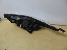 Laden Sie das Bild in den Galerie-Viewer, Frontscheinwerfer Ford Fiesta C1BB-13W029-CH Xenon Rechts Scheinwerfer Headlight SCH5030996934mf