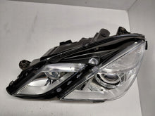 Laden Sie das Bild in den Galerie-Viewer, Frontscheinwerfer Mercedes-Benz W212 A2128201961 A2128205061 Xenon Ein Satz SCH8759104826ls