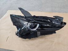 Load image into Gallery viewer, Frontscheinwerfer Mazda Cx-30 Cx30 DFR7-51030 Rechts Scheinwerfer Headlight