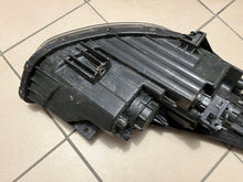 Laden Sie das Bild in den Galerie-Viewer, Frontscheinwerfer Hyundai Ix35 92101-2Y000 Halogen Links Scheinwerfer Headlight SCH7173157786st