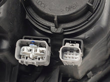 Laden Sie das Bild in den Galerie-Viewer, Frontscheinwerfer Mitsubishi Outlander III ECM92122A10 Rechts oder Links