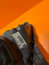 Laden Sie das Bild in den Galerie-Viewer, Frontscheinwerfer Opel Signum Vectra C 93185610 Xenon Rechts Headlight SCH9696309815fi