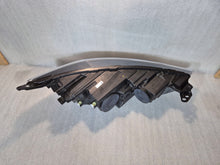 Laden Sie das Bild in den Galerie-Viewer, Frontscheinwerfer Ford Custom PZ31-13E015-AD Links Scheinwerfer Headlight SCH4708406162bb
