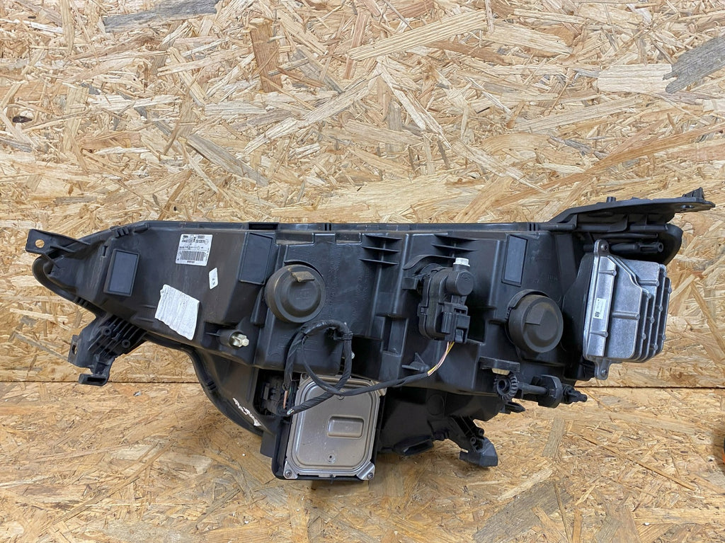 Frontscheinwerfer Renault Megane IV 260104596 Rechts Scheinwerfer Headlight SCH7717704356sv