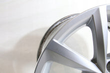 Load image into Gallery viewer, 1x Alufelge 16 Zoll 7.0" 5x100 886283293 Skoda Rapid Rim Wheel FEL6816900674du