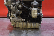 Load image into Gallery viewer, Motor VW Passat Cc CFF 2.0 TDI 140PS Diesel Engine Unkomplett MOT9159543796cm