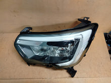 Load image into Gallery viewer, Frontscheinwerfer Renault Master 260607867R Links Scheinwerfer Headlight SCH3990561372rs