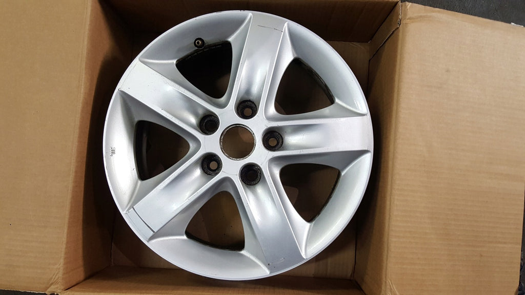 1x Alufelge 16 Zoll 6.0" 5x114.3 51ET Glanz Silber 52910-1H200 Kia Ceed