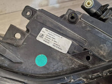 Laden Sie das Bild in den Galerie-Viewer, Frontscheinwerfer Tesla Model X 1034319-01-C Rechts Scheinwerfer Headlight