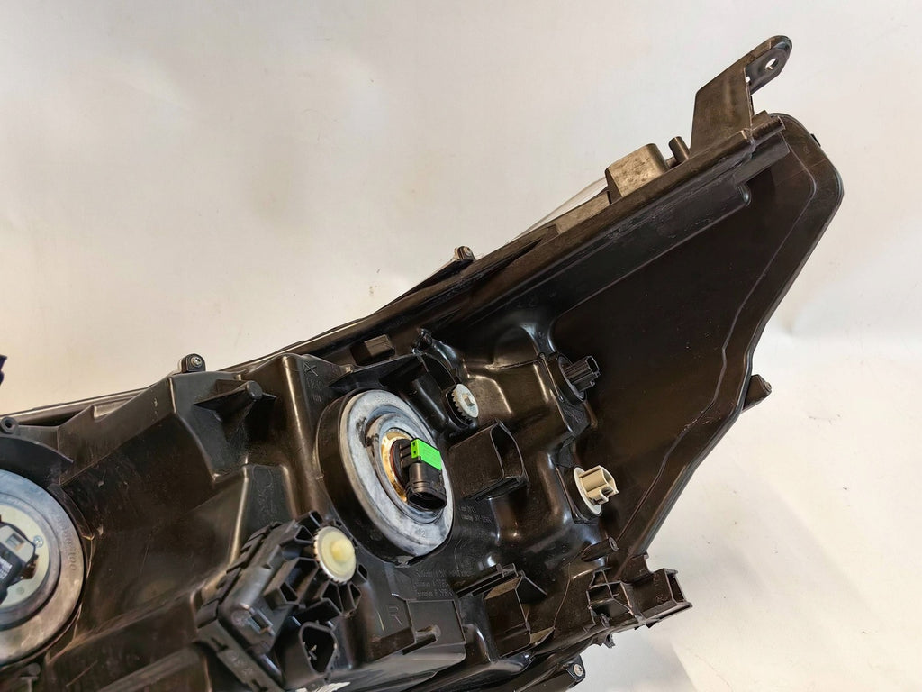 Frontscheinwerfer Toyota Hilux VIII Rechts Scheinwerfer Headlight SCH5834138430ya